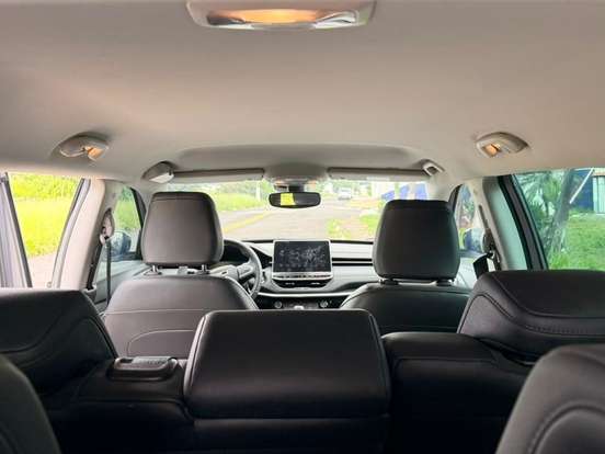 JEEP-COMMANDER-1.3 T270 TURBO FLEX LONGITUDE AT6 JEEP-COMMANDER-2023