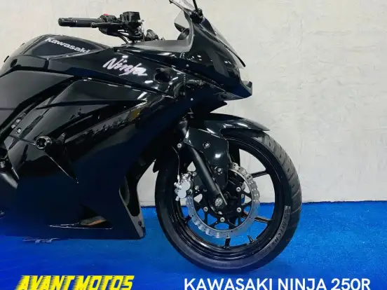 KAWASAKI-NINJA 250R KAWASAKI-NINJA 250R-2011