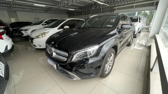 MERCEDES-BENZ GLA 200 1.6 CGI ADVANCE 16V TURBO FLEX 4P AUTOMÁTICO