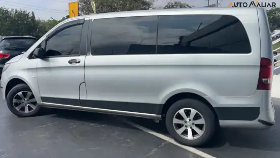 MERCEDES-BENZ-VITO-2015