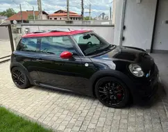 MINI COOPER 1.6 S JOHN COOPER WORKS 16V TURBO GASOLINA 2P MANUAL MINI COOPER 1.6 S JOHN COOPER WORKS 16V TURBO GASOLINA 2P MANUAL