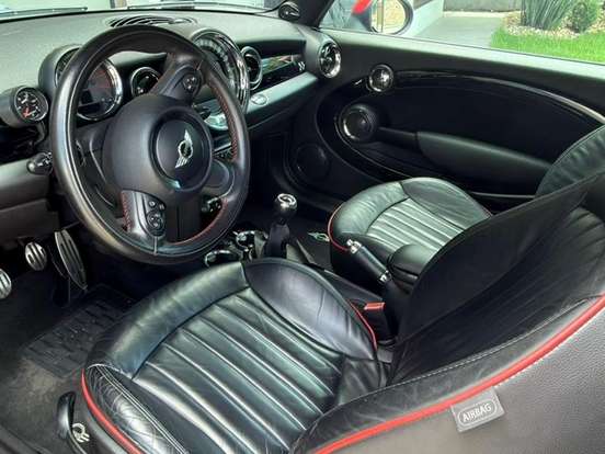 MINI-COOPER-1.6 S JOHN COOPER WORKS 16V TURBO GASOLINA 2P MANUAL MINI-COOPER-2011