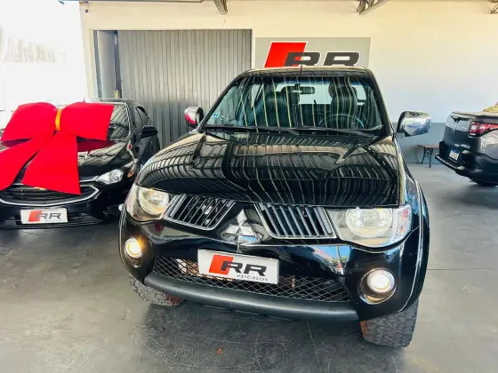 MITSUBISHI L200 2.5 GL 4X4 CD 8V TURBO DIESEL 4P MANUAL MITSUBISHI L200 2.5 GL 4X4 CD 8V TURBO DIESEL 4P MANUAL