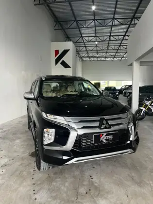 MITSUBISHI PAJERO SPORT 2.4 16V MIVEC TURBO DIESEL HPE AWD AUTOMÁTICO MITSUBISHI PAJERO SPORT 2.4 16V MIVEC TURBO DIESEL HPE AWD AUTOMÁTICO