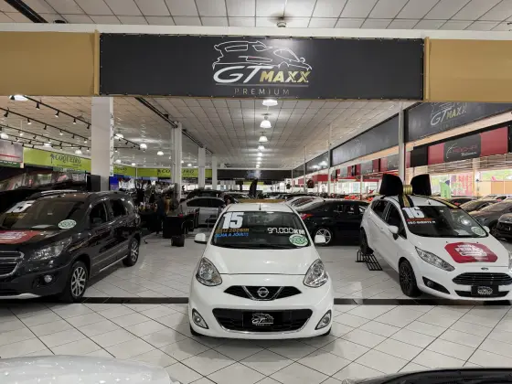 NISSAN MARCH 1.6 SV 16V FLEX 4P MANUAL NISSAN MARCH 1.6 SV 16V FLEX 4P MANUAL