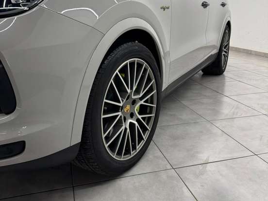 PORSCHE-CAYENNE-3.0 V6 E-HYBRID COUPÉ PLATINUM EDITION AWD TIPTRONIC S PORSCHE-CAYENNE-2023