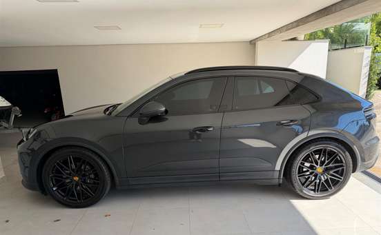 PORSCHE-MACAN-2024