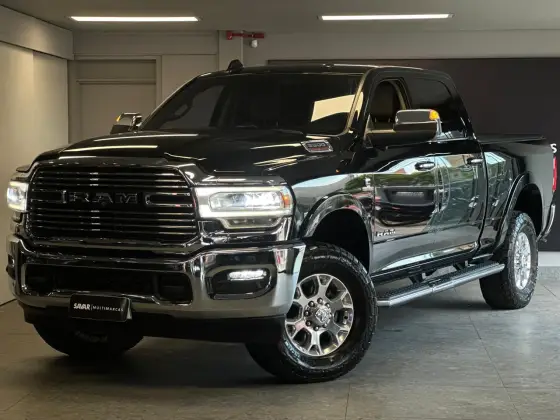 RAM 3500 6.7 I6 TURBO DIESEL LARAMIE CD 4X4 AUTOMÁTICO RAM 3500 6.7 I6 TURBO DIESEL LARAMIE CD 4X4 AUTOMÁTICO
