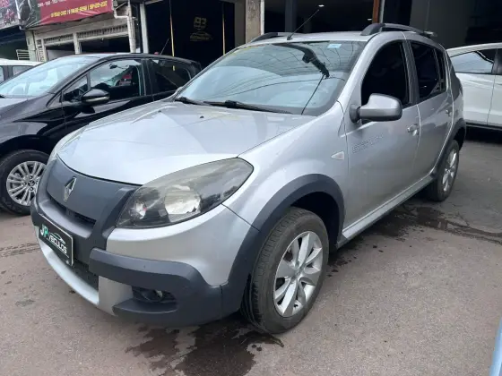 RENAULT SANDERO 1.6 STEPWAY 16V FLEX 4P MANUAL