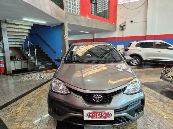 TOYOTA ETIOS 1.5 X SEDAN 16V FLEX 4P MANUAL TOYOTA ETIOS 1.5 X SEDAN 16V FLEX 4P MANUAL
