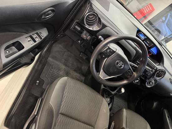TOYOTA-ETIOS-2016