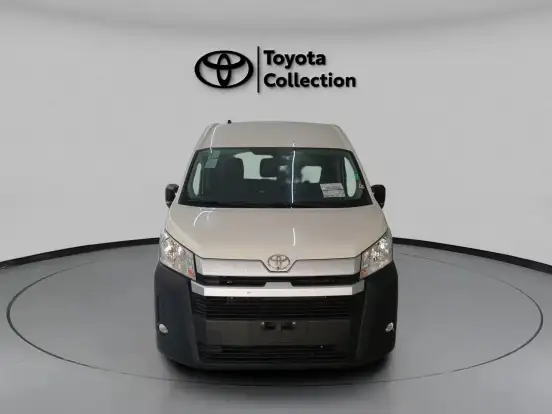 TOYOTA-HIACE-2.8 D-4D TURBO DIESEL FURGÃO DX AUTOMÁTICO TOYOTA-HIACE-2025