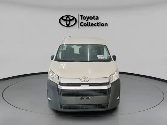 TOYOTA-HIACE-2025