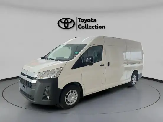 TOYOTA-HIACE-2025