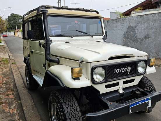 TOYOTA-BANDEIRANTE-3.7 BJ50LV 4X4 TETO RIGIDO DIESEL 2P MANUAL TOYOTA-BANDEIRANTE-1970