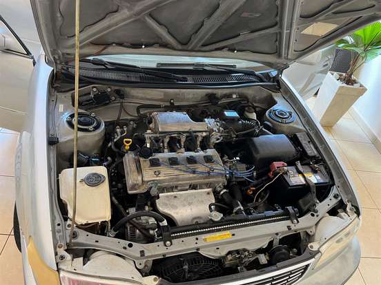 TOYOTA-COROLLA-2001