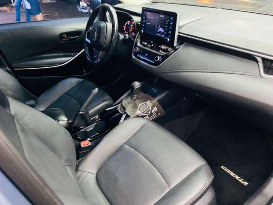 TOYOTA-COROLLA-2019