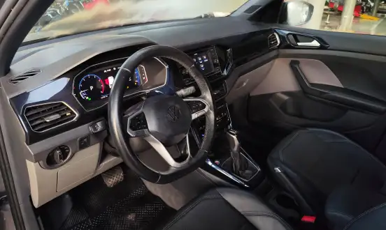 VOLKSWAGEN-T-CROSS-2022
