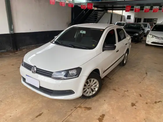 VOLKSWAGEN VOYAGE 1.0 MI TRENDLINE 8V FLEX 4P MANUAL VOLKSWAGEN VOYAGE 1.0 MI TRENDLINE 8V FLEX 4P MANUAL