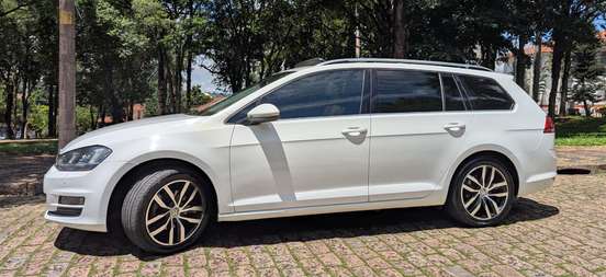 VOLKSWAGEN-GOLF-2016