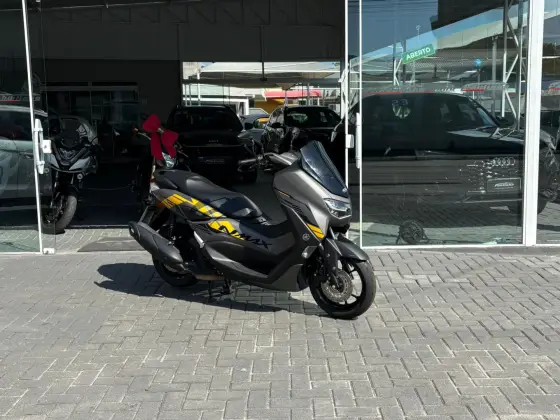 YAMAHA NMAX CONNECTED 160 SE ABS 