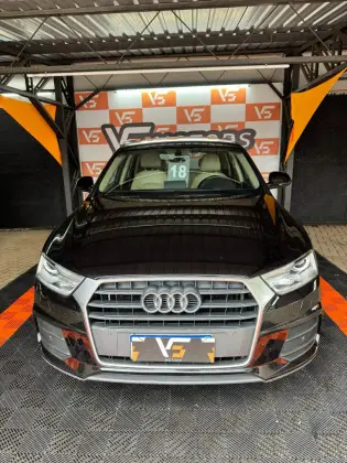 AUDI Q3 1.4 TFSI AMBIENTE FLEX 4P S TRONIC