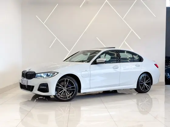 BMW 330e 2.0 16V TURBO HÍBRIDO M SPORT AUTOMÁTICO BMW 330e 2.0 16V TURBO HÍBRIDO M SPORT AUTOMÁTICO