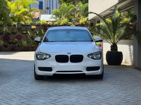 BMW-116i-1.6 1A11 16V TURBO GASOLINA 4P AUTOMÁTICO BMW-116i-2012