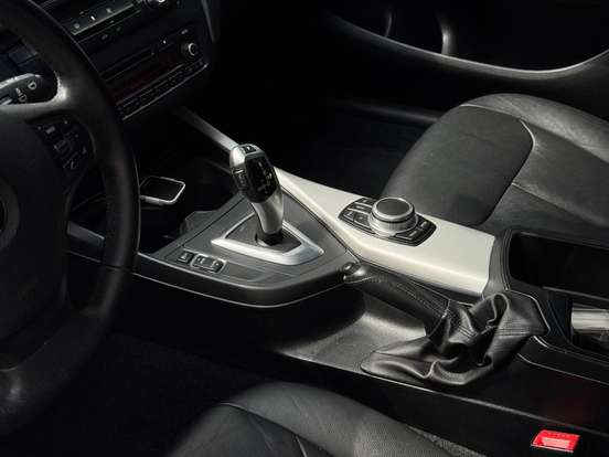 BMW-116i-1.6 1A11 16V TURBO GASOLINA 4P AUTOMÁTICO BMW-116i-2012
