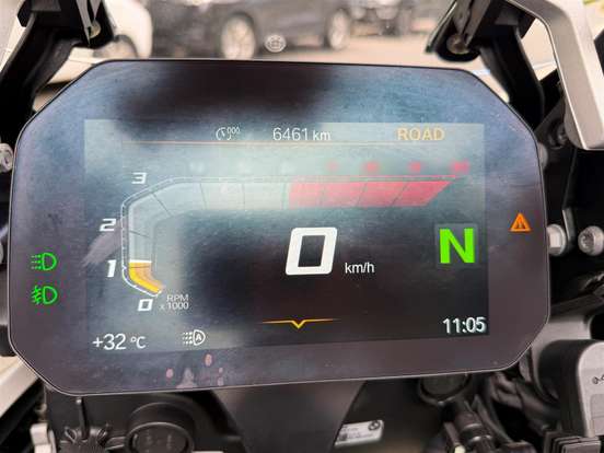 BMW-R 1250 GS ADVENTURE BMW-R 1250 GS ADVENTURE-2024