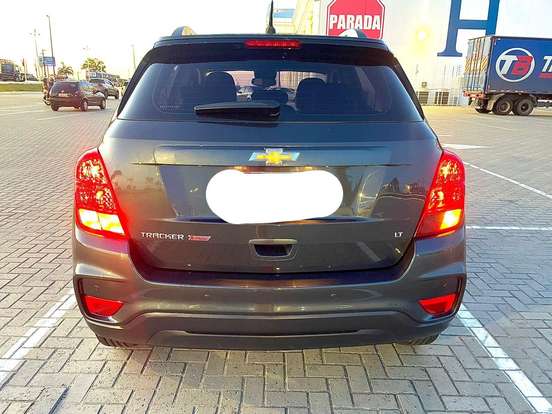 CHEVROLET-TRACKER-2019