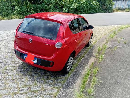 FIAT-PALIO-2015