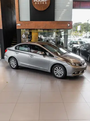 HONDA CIVIC 2.0 LXR 16V FLEX 4P AUTOMÁTICO