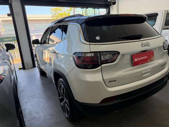 JEEP-COMPASS-2024