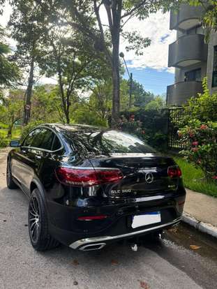 MERCEDES-BENZ-GLC 300-2019
