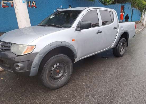 MITSUBISHI-L200 TRITON-2018