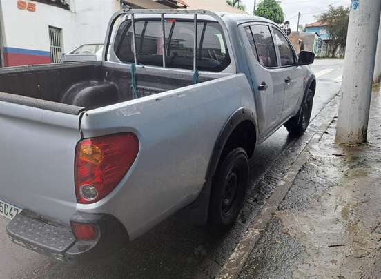 MITSUBISHI-L200 TRITON-2018