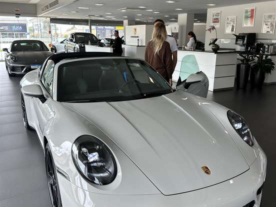 PORSCHE-911-3.0 24V H6 GASOLINA TARGA 4 GTS PDK PORSCHE-911-2024