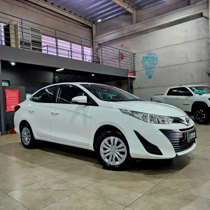 TOYOTA YARIS 1.5 16V FLEX SEDAN XL LIVE MULTIDRIVE
