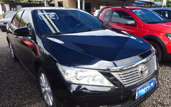 TOYOTA CAMRY 3.5 XLE V6 24V GASOLINA 4P AUTOMÁTICO