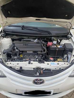 TOYOTA-ETIOS-2016