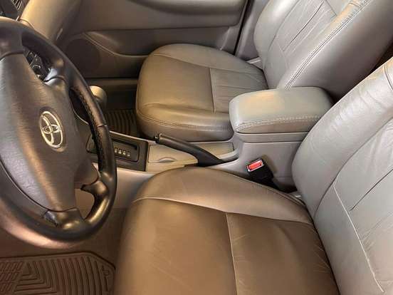 TOYOTA-FIELDER-1.8 16V GASOLINA 4P AUTOMÁTICO TOYOTA-FIELDER-2006