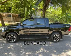 TOYOTA HILUX 2.8 D-4D TURBO DIESEL CD SRX LIMITED 4X4 AUTOMÁTICO TOYOTA HILUX 2.8 D-4D TURBO DIESEL CD SRX LIMITED 4X4 AUTOMÁTICO