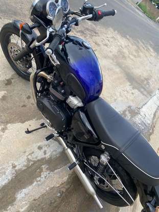 TRIUMPH-BONNEVILLE T100 900 TRIUMPH-BONNEVILLE T100 900-0