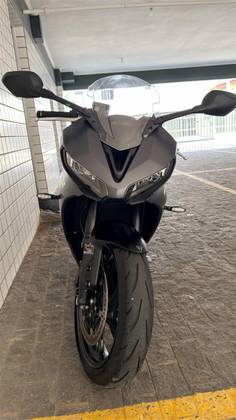TRIUMPH DAYTONA 660 