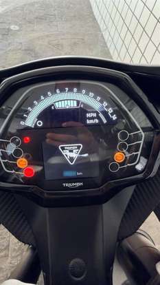 TRIUMPH-DAYTONA 660-2024