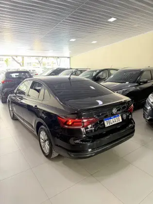 VOLKSWAGEN VIRTUS 1.6 MSI TOTAL FLEX AUTOMÁTICO