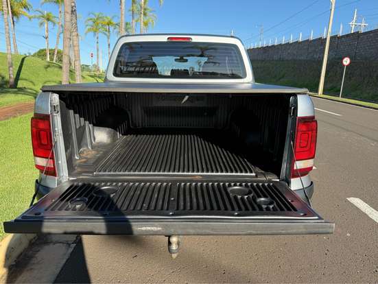 VOLKSWAGEN-AMAROK-2023
