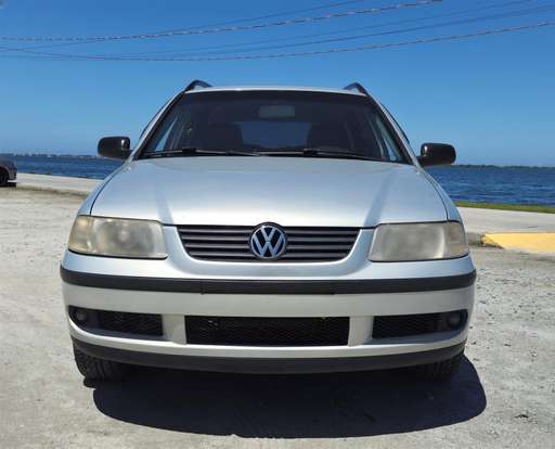 VOLKSWAGEN-PARATI-2000
