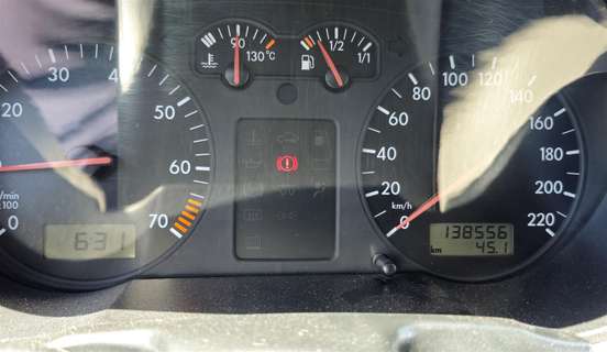 VOLKSWAGEN-PARATI-2000